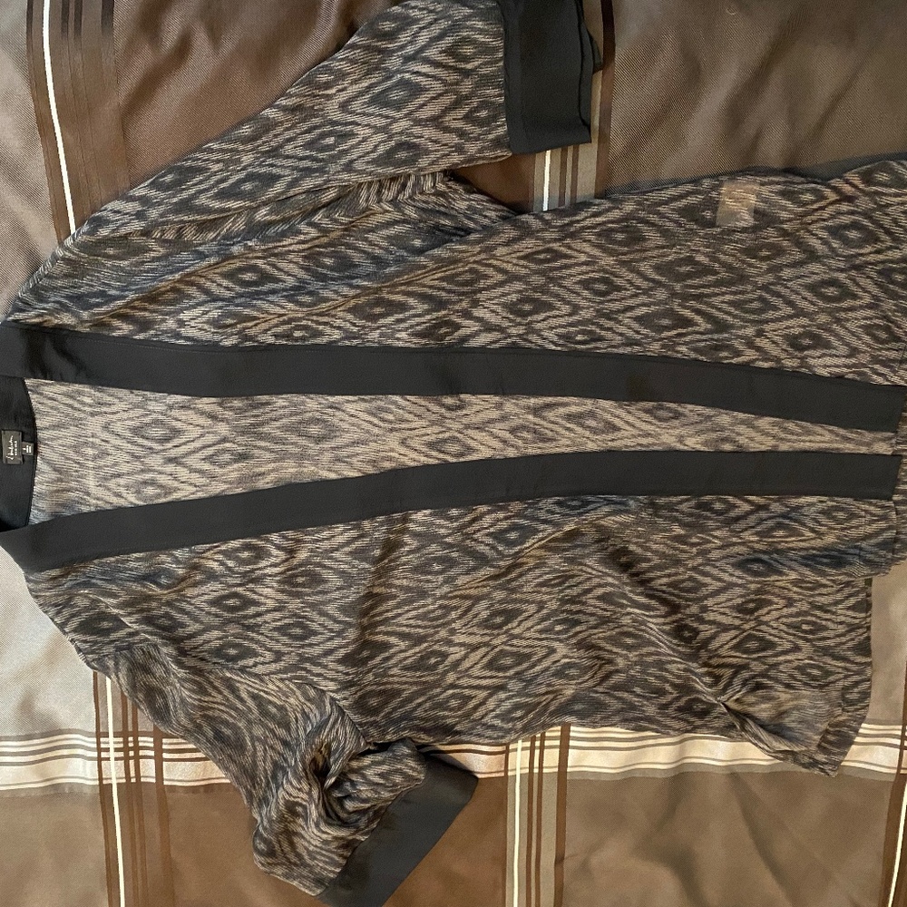 t. babaton Silk Kimono